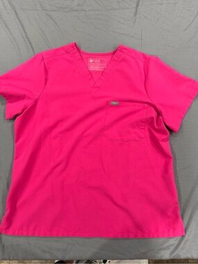Figs Women's V-Neck Scrub Top - Hot Pink
